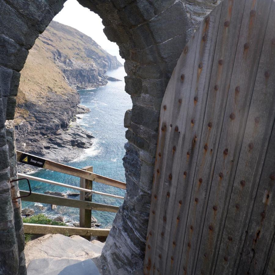 Polrunny Farm Sloe Cottage With A Sea View บอสคาสเซิล ภายนอก รูปภาพ